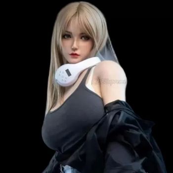 Realistic Silicone Sex Doll